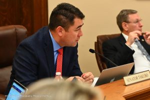 Senate bill would allow medical professionals attached to SWAT teams to carry firearms for self-protection